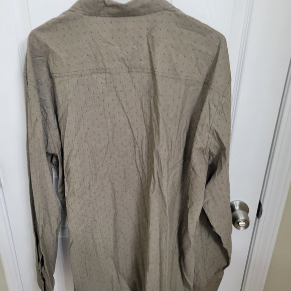 Men's XXL Suave Button Down - Picture 6 of 7